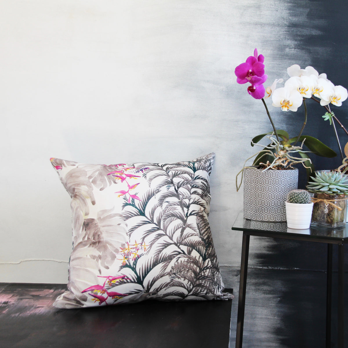 🌺 Tropical Paradise Cushions