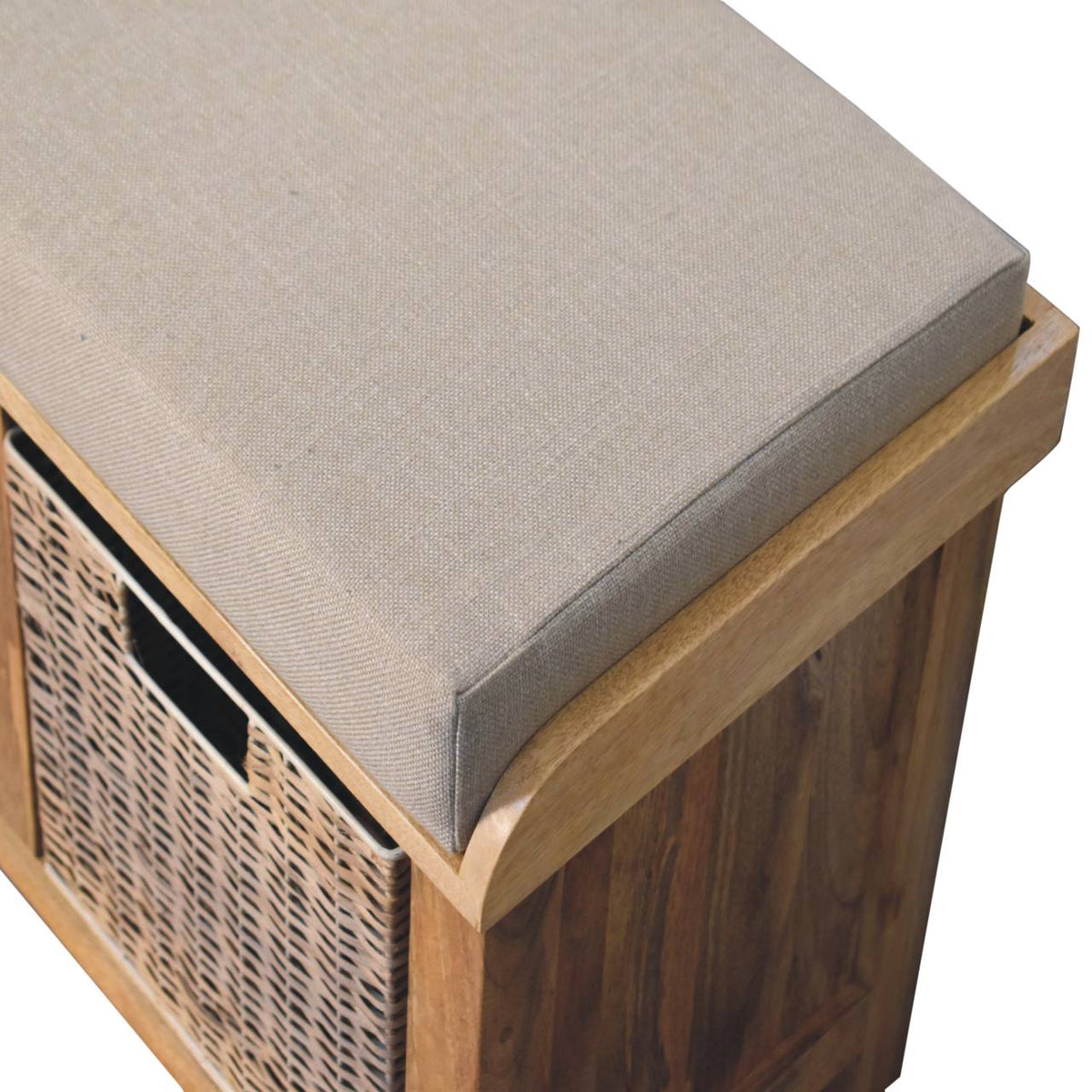 Kick Off! Linen Basket Bench